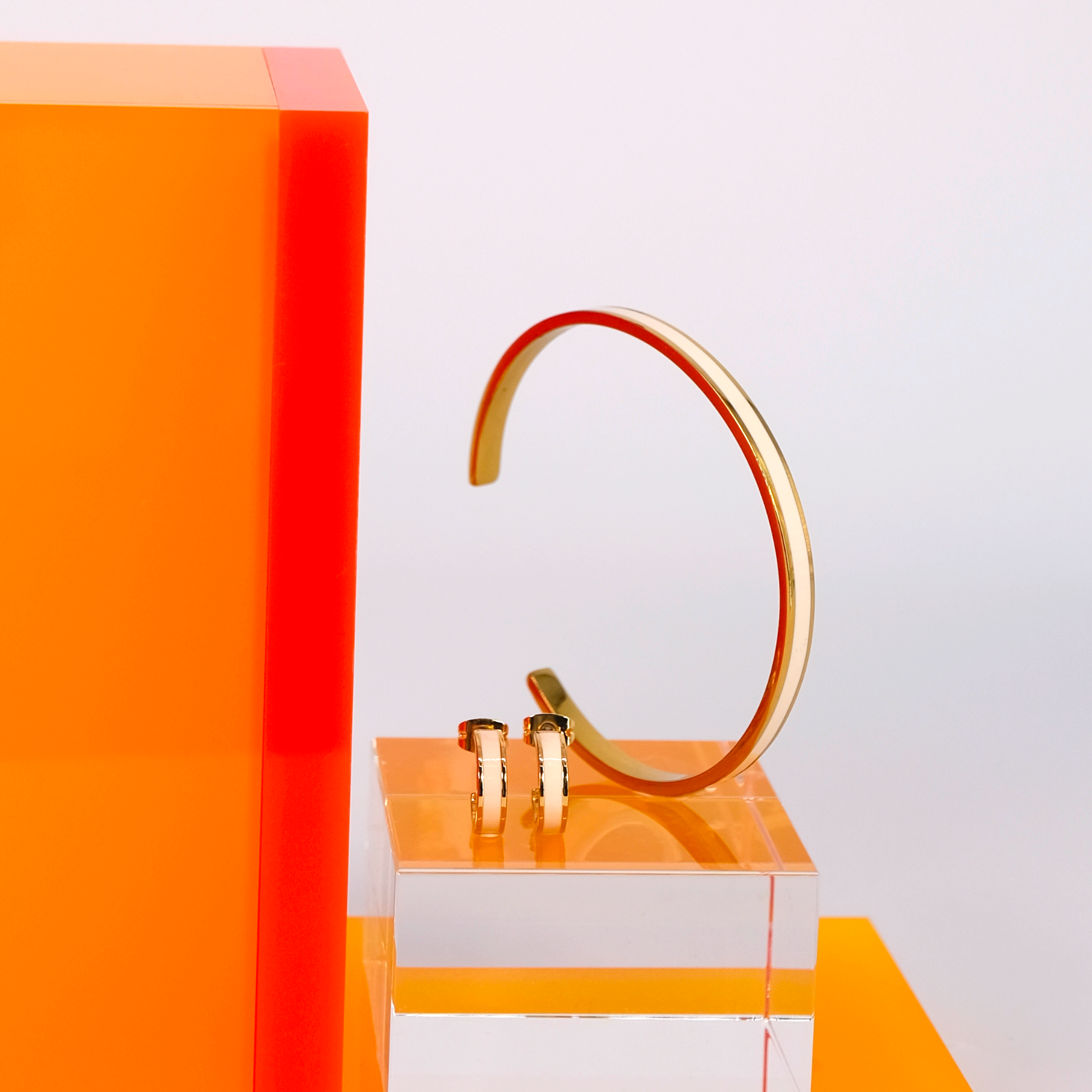 Bangle and Mini Hoop Earrings Set - Sand White