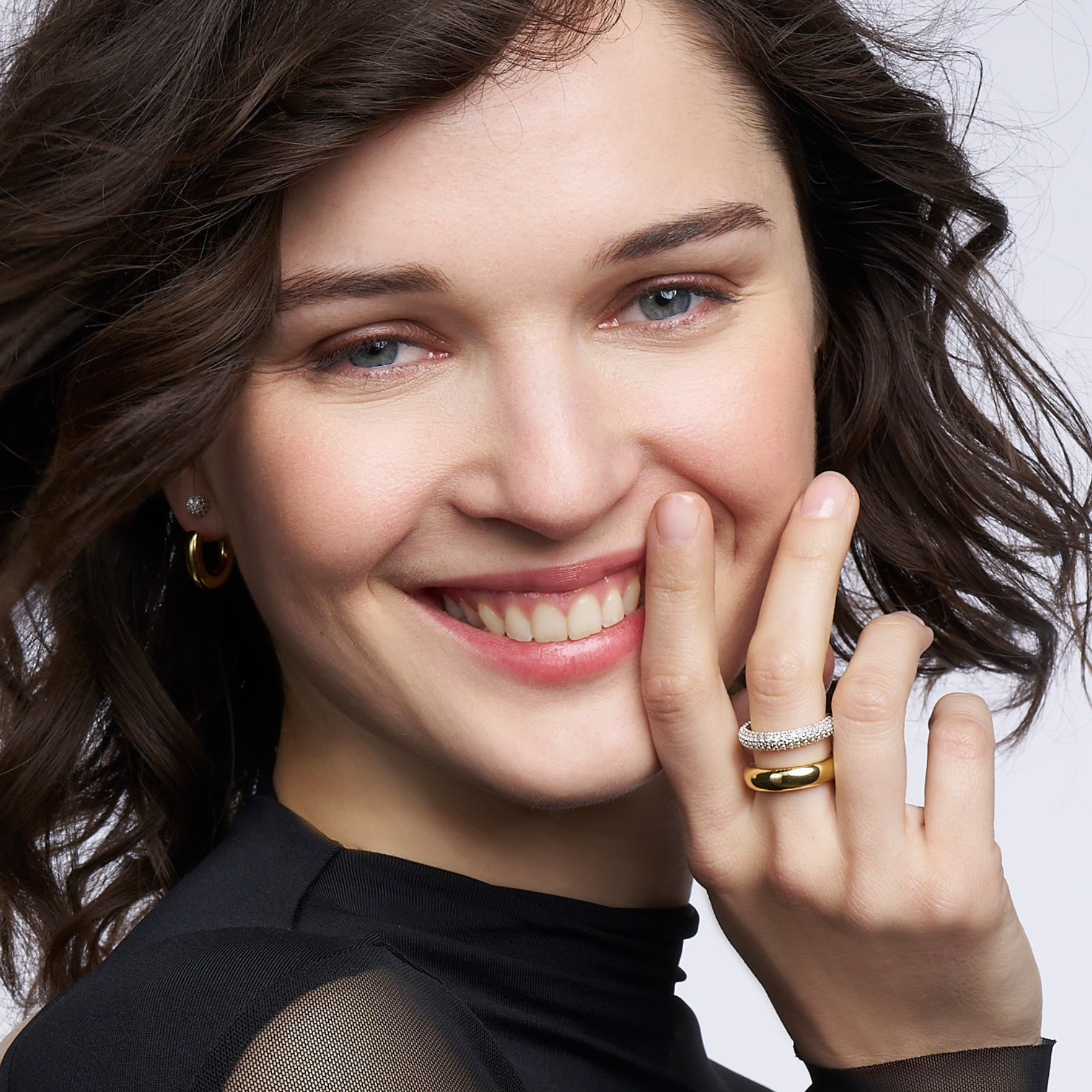 Mini Créoles AN-O - Or Light et Zircons