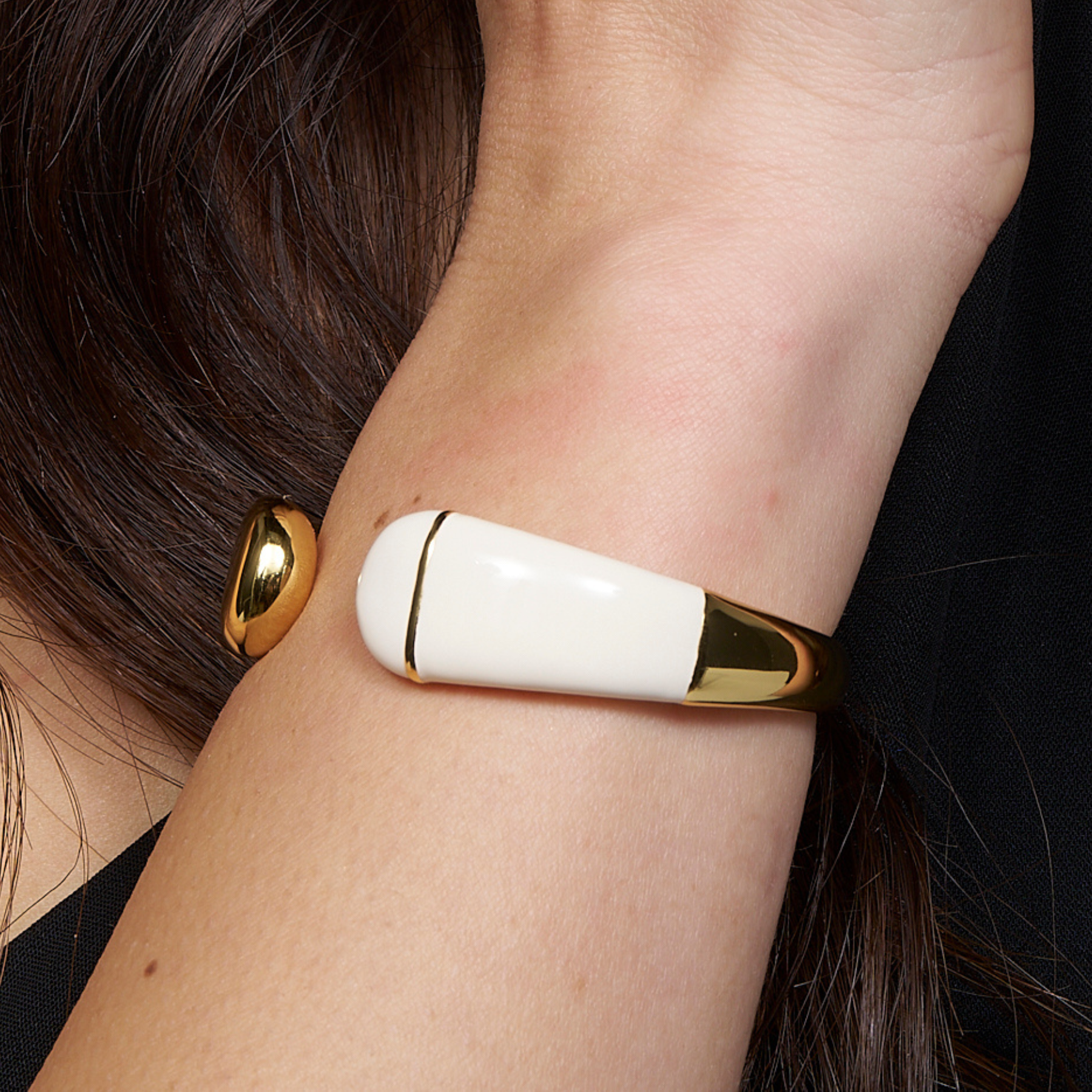 Drop Bracelet - Sand White