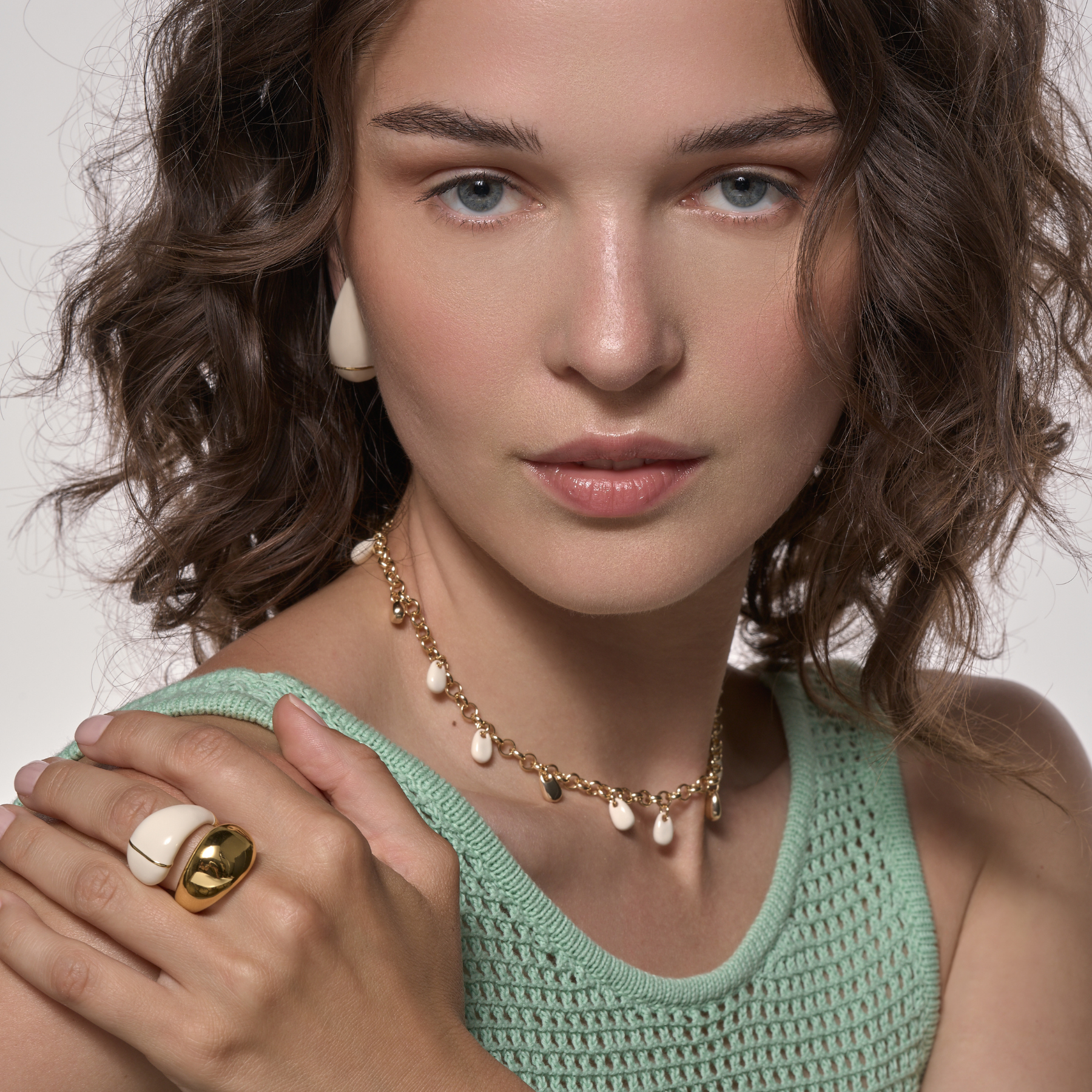 Drop Ring - Sand White