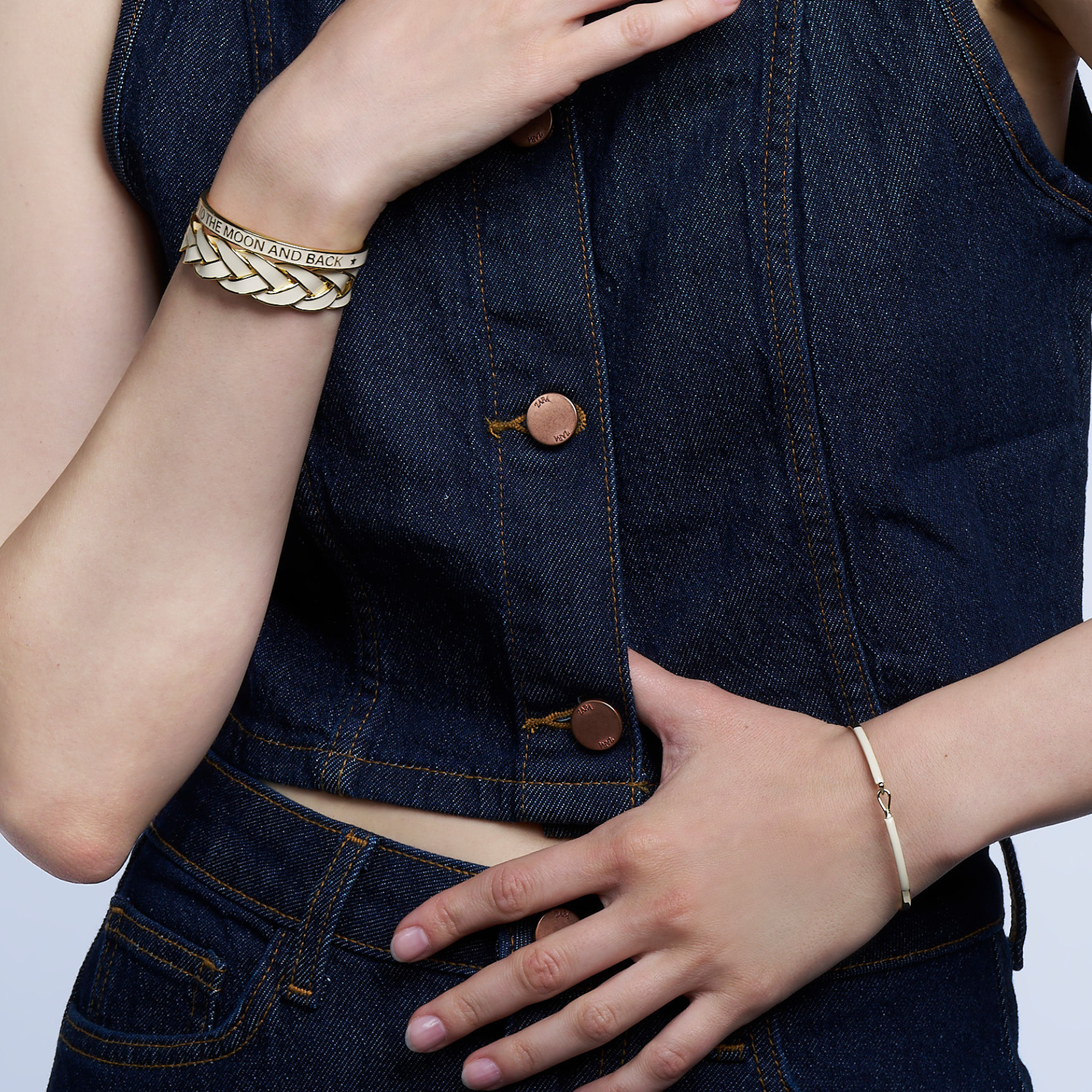 Lily Bracelet - Sand White
