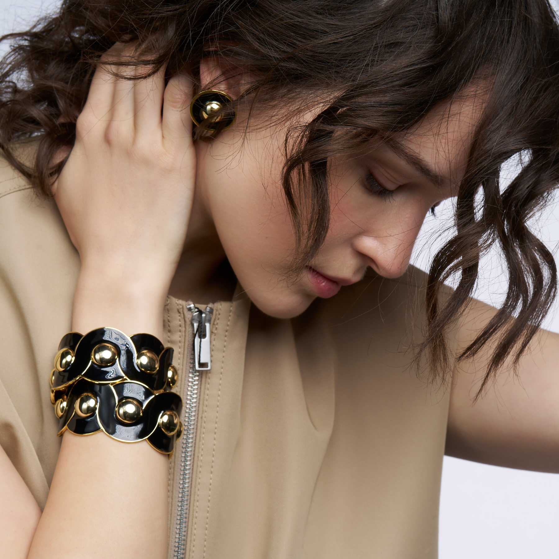 Moon Cuff - Carbon Black