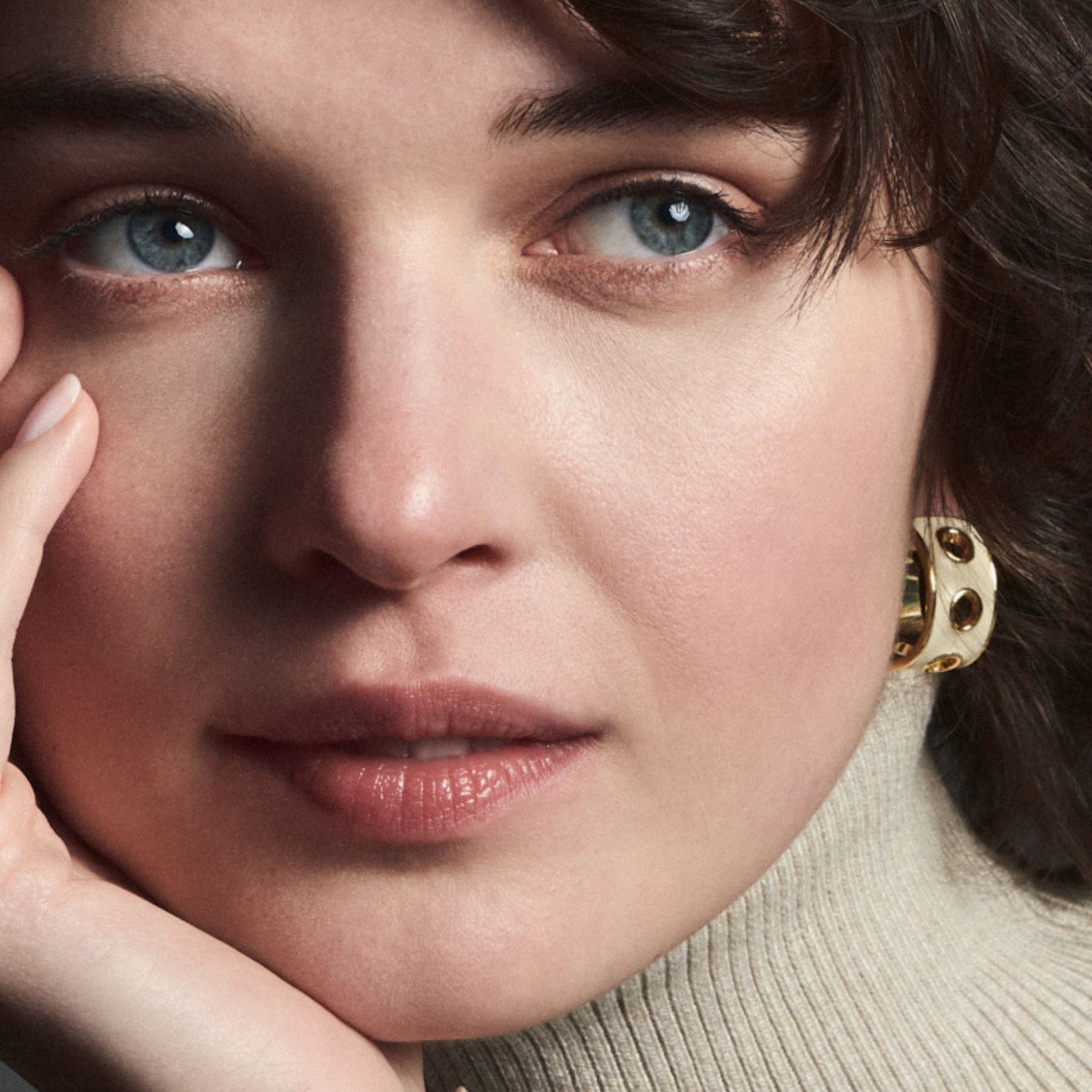 Eyelet Hoop Earrings - Sandy White