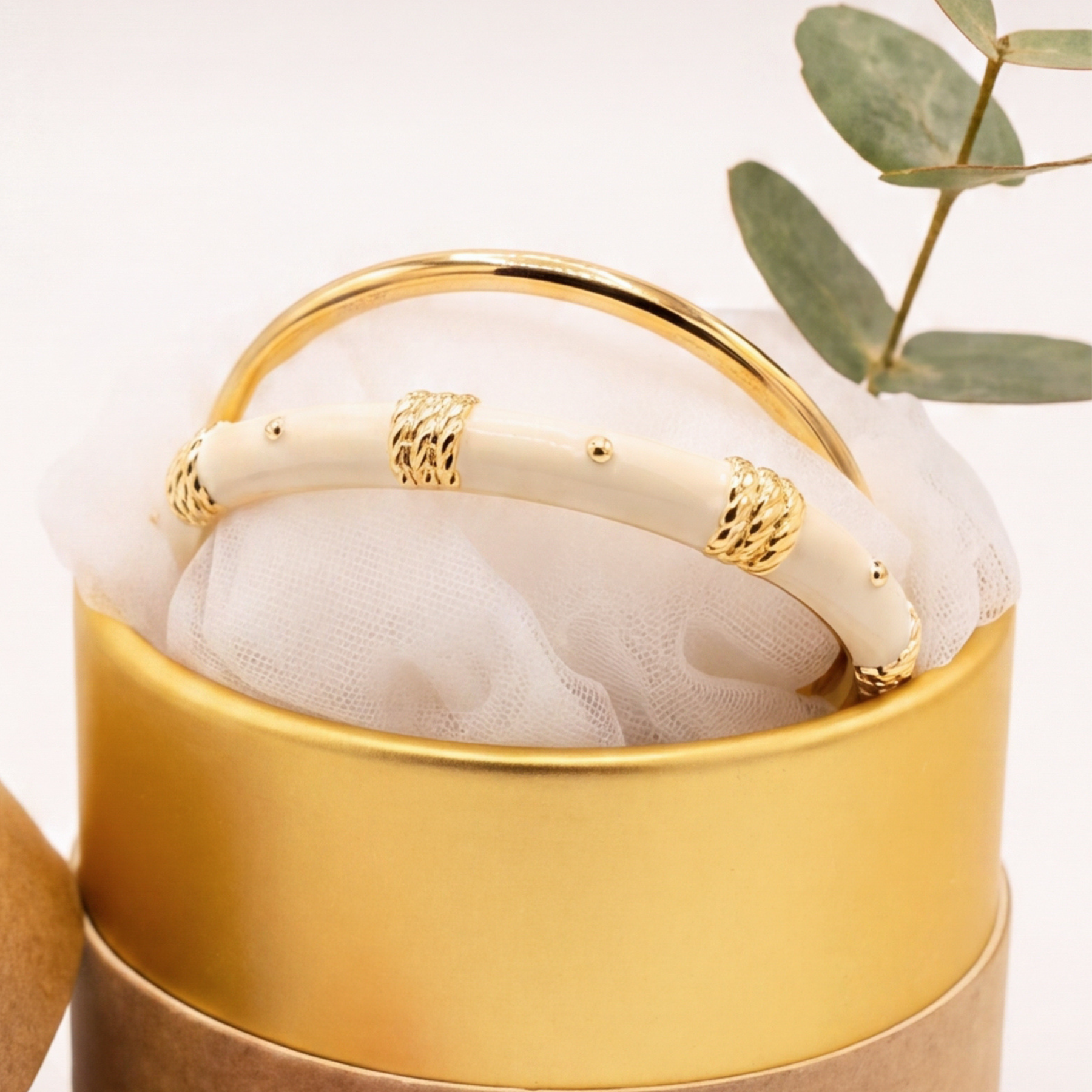 Coffret jonc Eole et bracelet AN-O - Blanc Sable / Or Light