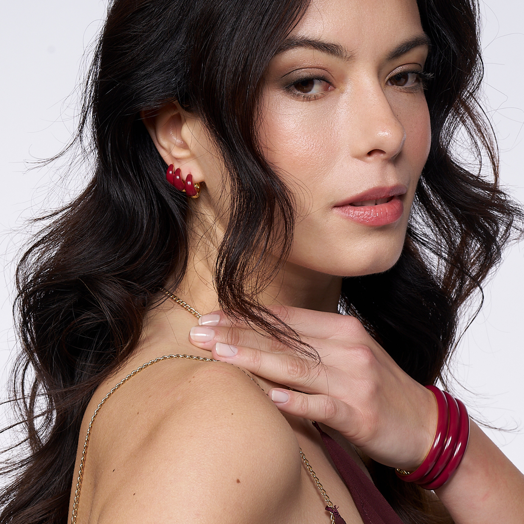 Curved Hoop Earrings - Pomegranate