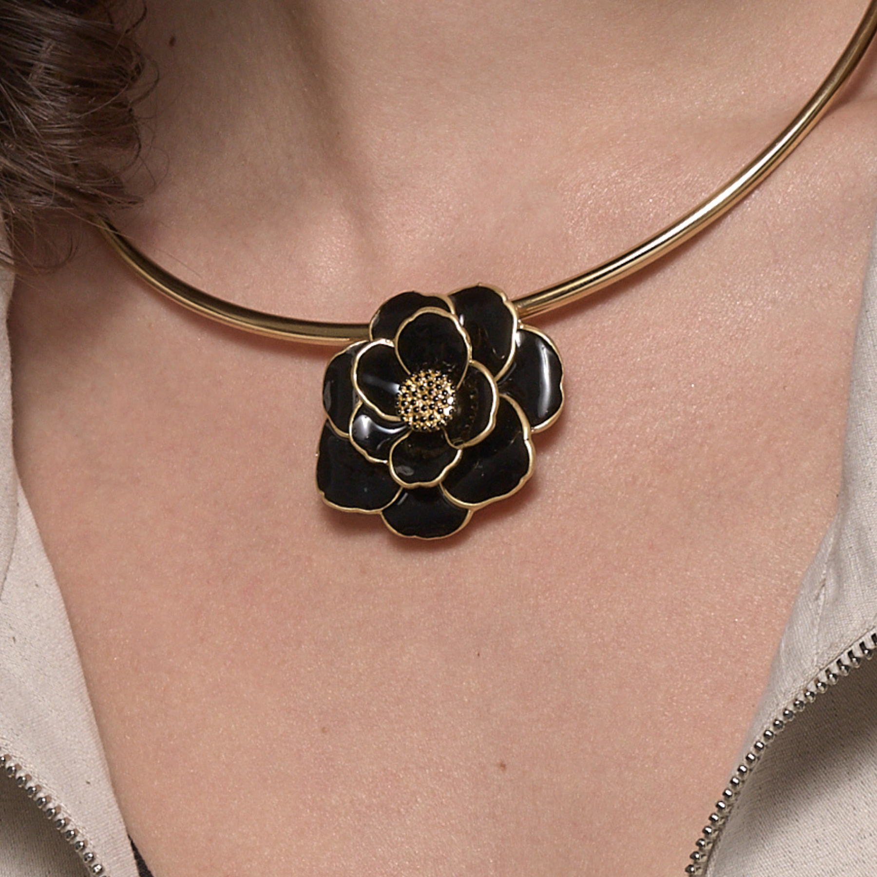 Mini Pendentif Peony - Noir Carbon