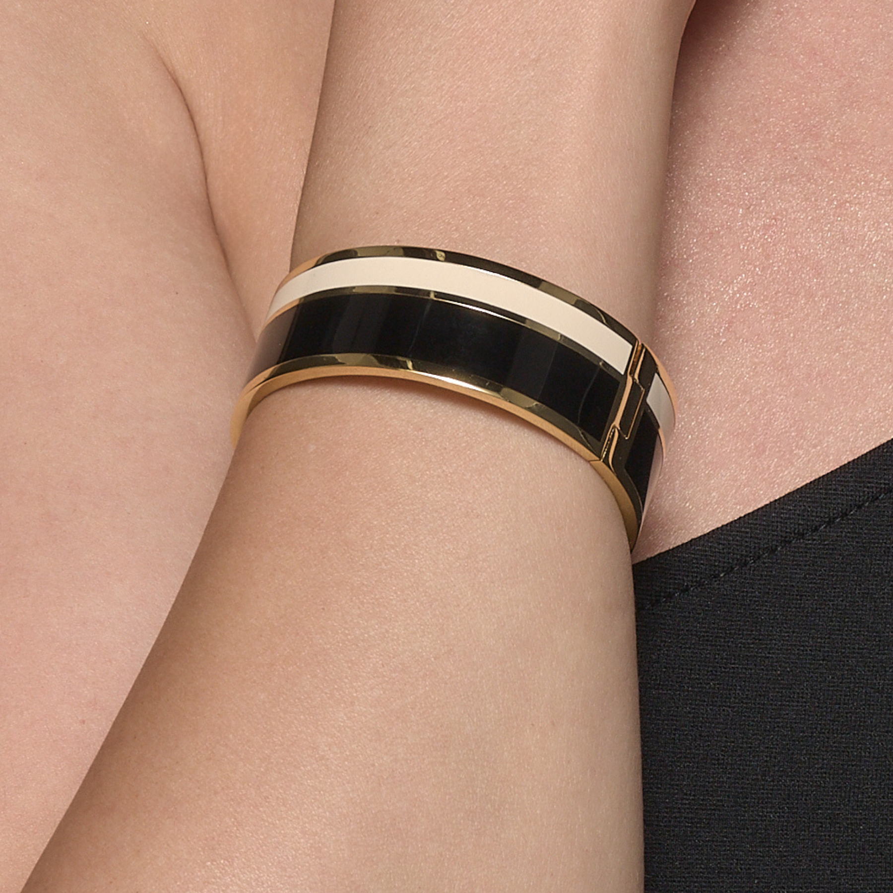 Vaporetto Bracelet - Black / White Sand